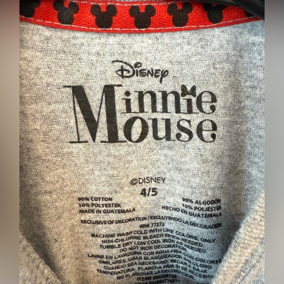 Disney Minnie Mouse Girls Graphic T-Shirt Flocked Minnie Kids Size 4/5 - Picture 4 of 4
